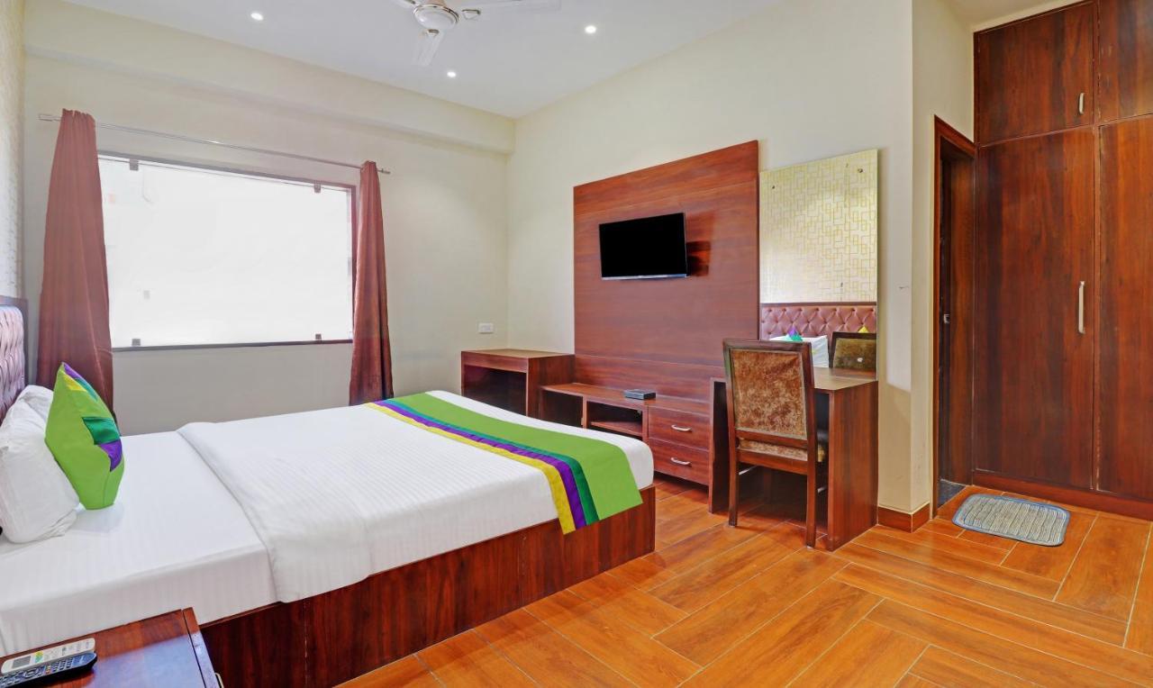 阿格拉 Treebo Trend Gt Palace Fatehabad Road酒店 外观 照片
